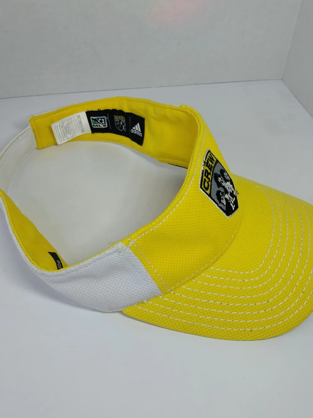 Adidas MLS Columbus Crew Soccer Team Logo Adjustable Visor Hat Adult Yellow